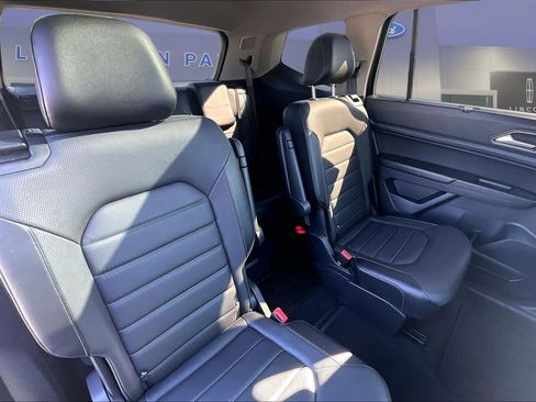 Used 2018 Volkswagen Atlas SEL Premium AWD/4WD image 25