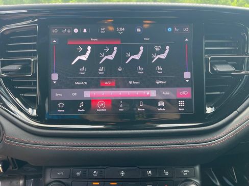 Used 2023 Dodge Durango R/T AWD/4WD image 31