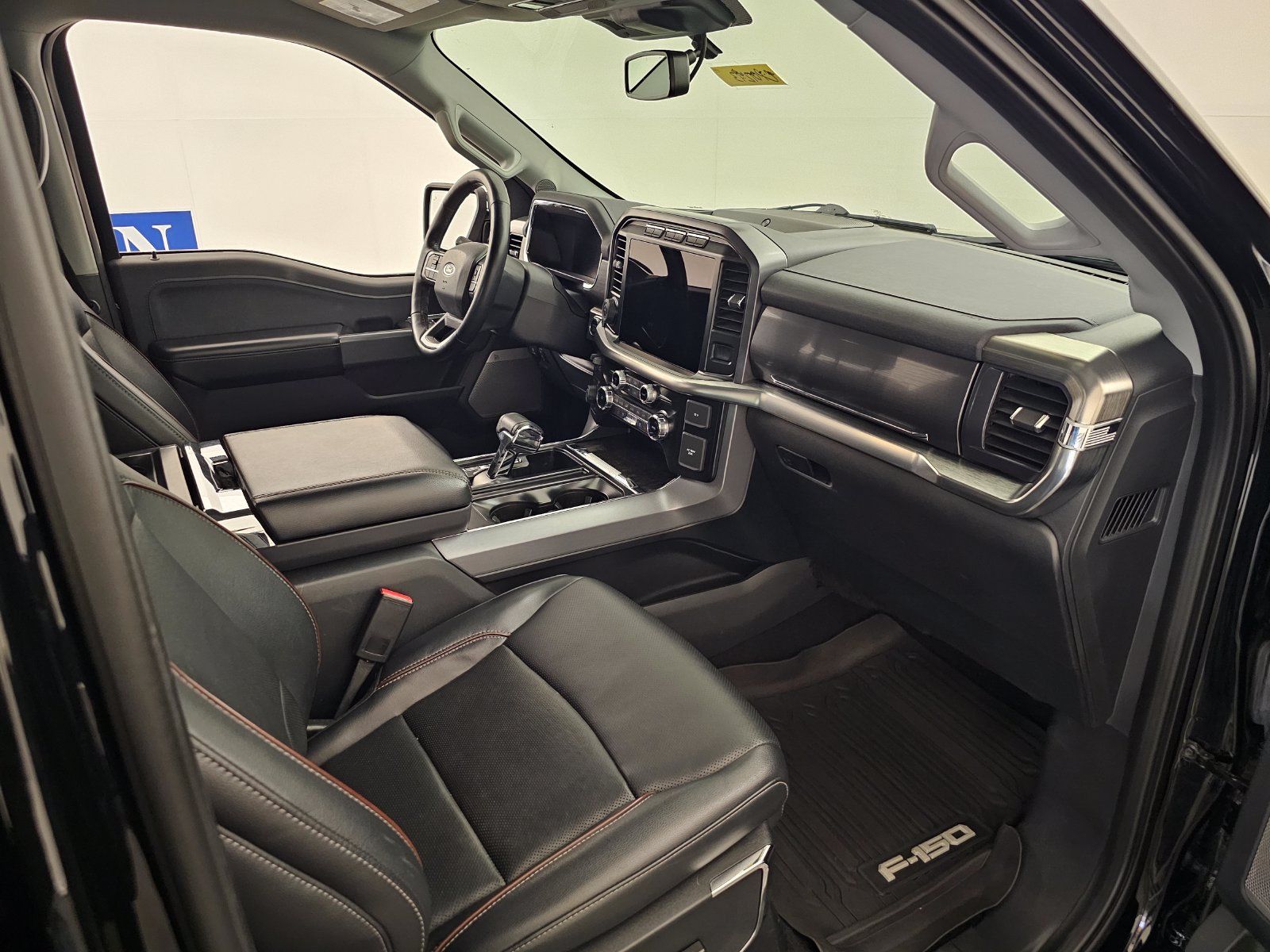 Used 2023 Ford F150 Lariat w/ Trailer Tow Package AWD/4WD image 30