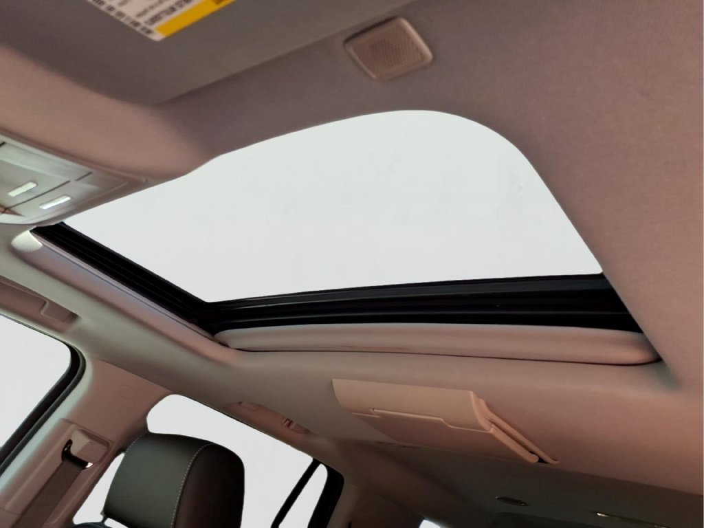 Certified 2020 Chevrolet Tahoe Premier RWD image 19