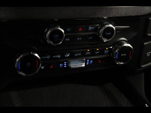 Used 2025 Ford F250 Platinum AWD/4WD image 15