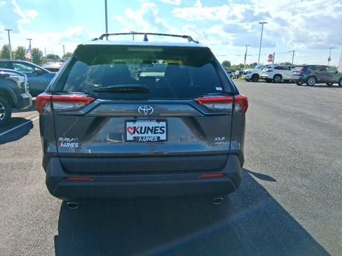Used 2024 Toyota RAV4 XLE w/ Convenience Package AWD/4WD image 10