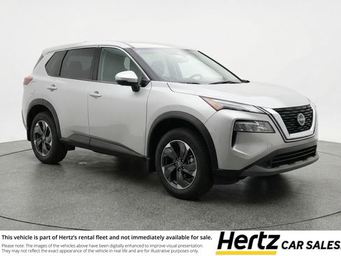 Used 2025 Nissan Rogue SV image 1