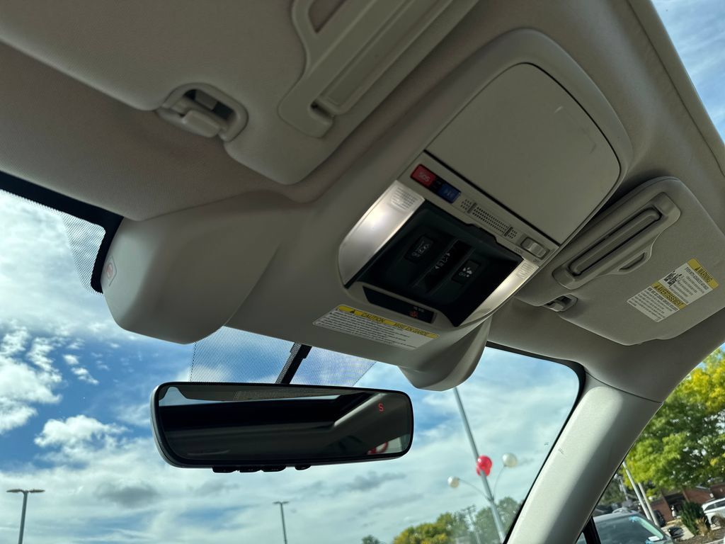Used 2019 Subaru Forester Limited AWD/4WD image 29