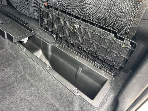 Used 2021 Toyota Tacoma SR RWD image 10