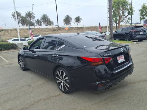 Certified 2022 Nissan Altima 2.5 SL FWD image 10