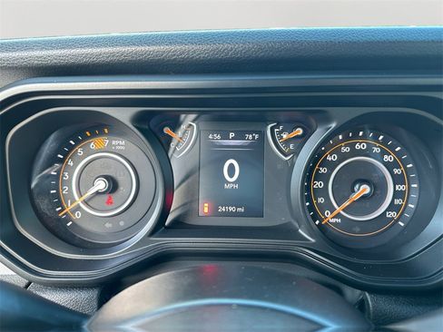 Used 2024 Jeep Wrangler Sport image 29