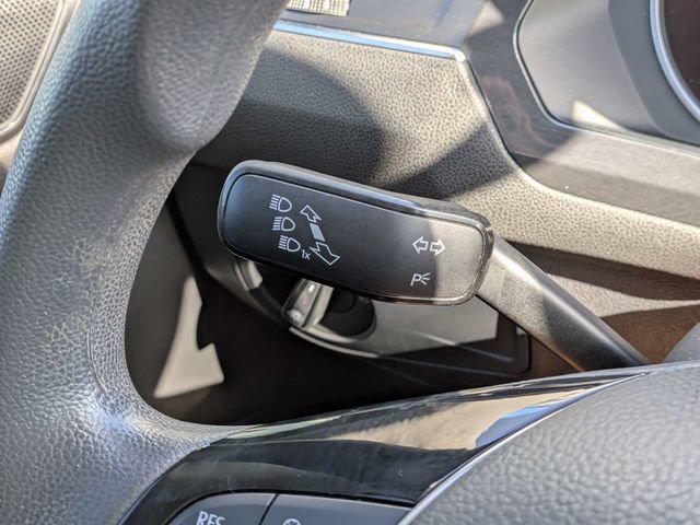 Used 2018 Volkswagen Tiguan S FWD image 22