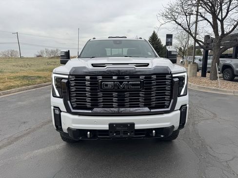 Used 2024 GMC Sierra 3500 Denali Ultimate image 2