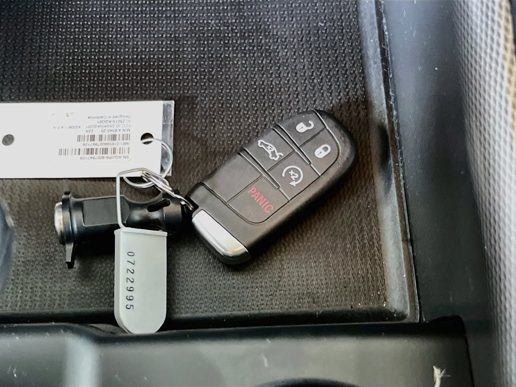 Used 2023 Dodge Durango GT RWD image 34
