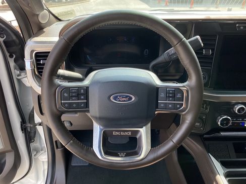 Used 2024 Ford F250 King Ranch AWD/4WD image 10