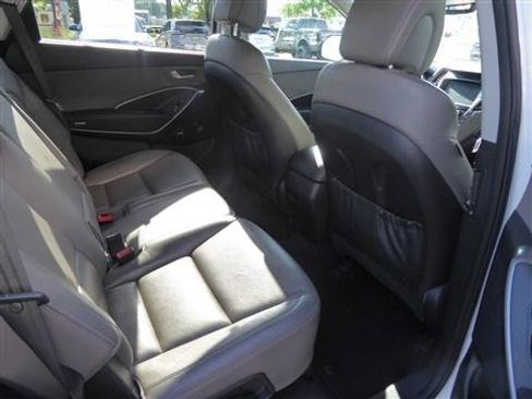Used 2017 Hyundai Santa Fe AWD w/ Cargo Package image 20