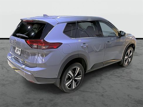 New 2025 Nissan Rogue SL image 4