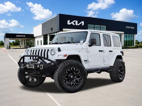 Used 2018 Jeep Wrangler Unlimited Sport S AWD/4WD image 1