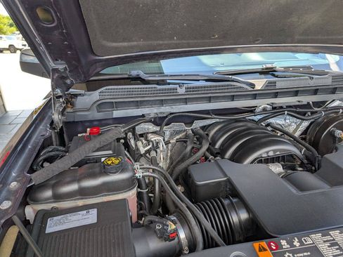 Used 2018 Chevrolet Silverado 1500 LTZ Z71 w/ Centennial Edition AWD/4WD image 25
