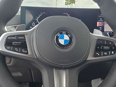 New 2026 BMW X5 xDrive40i w/ M Sport Package AWD/4WD image 23
