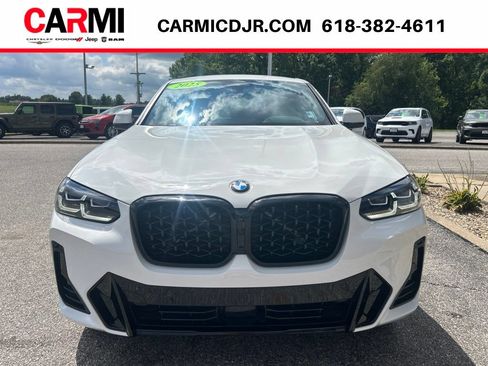 Used 2025 BMW X4 xDrive30i w/ Premium Package AWD/4WD image 2