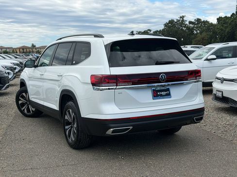 New 2026 Volkswagen Atlas SE FWD image 9