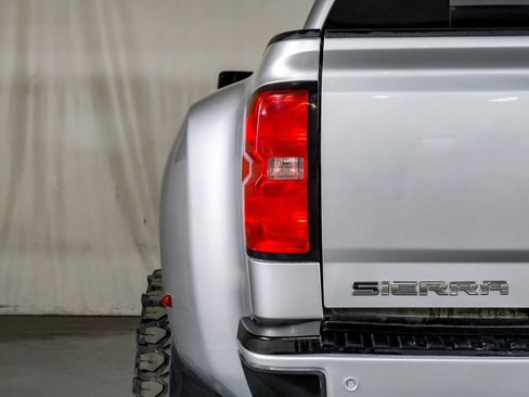 Used 2018 GMC Sierra 3500 Denali w/ Duramax Plus Package image 41