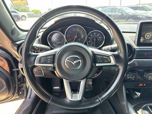 Used 2016 MAZDA MX-5 Miata Club RWD image 20