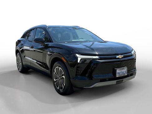 Used 2024 Chevrolet Blazer EV LT AWD/4WD image 7