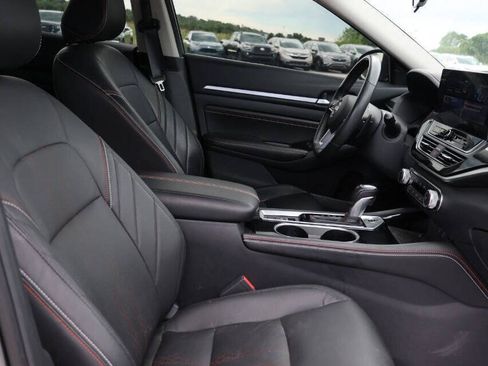 Used 2023 Nissan Altima 2.5 SR w/ SR Premium Package AWD/4WD image 15