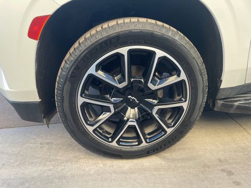 Used 2023 Chevrolet Tahoe RST w/ Max Trailering Package AWD/4WD image 11
