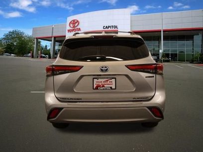 Used 2021 Toyota Highlander Platinum