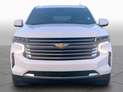 Used 2024 Chevrolet Tahoe High Country AWD/4WD image 4