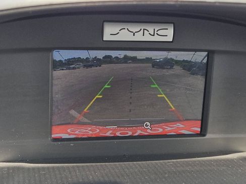 Used 2017 Ford Escape SE FWD image 17