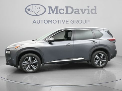 Used 2023 Nissan Rogue SL w/ SL Premium Package FWD image 5