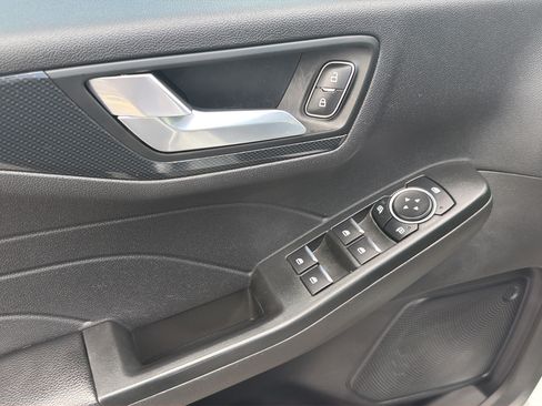 Used 2023 Ford Escape ST-Line w/ Tech Pack #1 FWD image 21