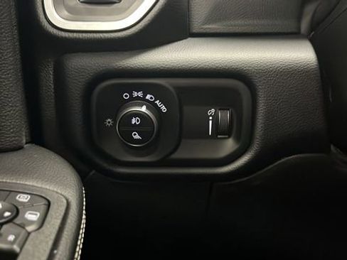 New 2026 RAM 2500 Big Horn AWD/4WD image 33