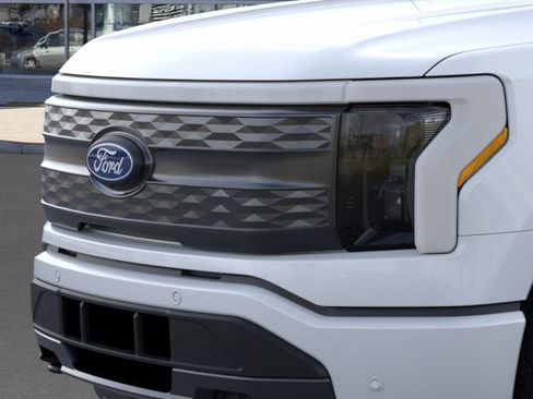 New 2025 Ford F150 Lightning Lariat image 18