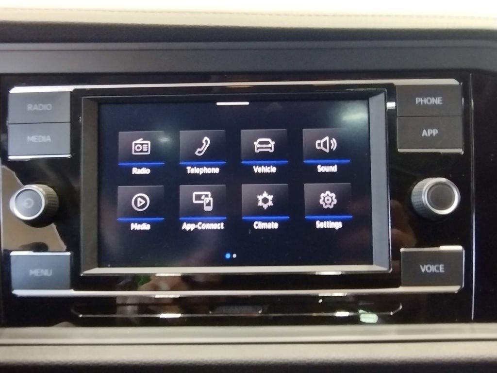 Certified 2023 Volkswagen Jetta SE w/ Panoramic Sunroof Package FWD image 29