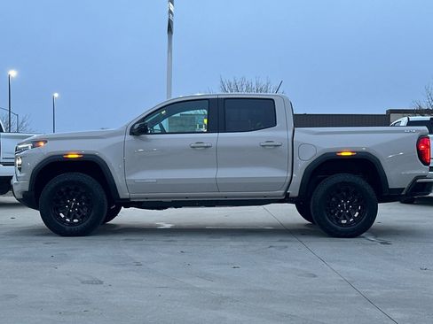 New 2026 GMC Canyon Elevation w/ Convenience Package image 3