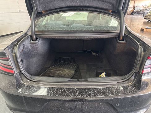 Used 2019 Dodge Charger SXT image 16