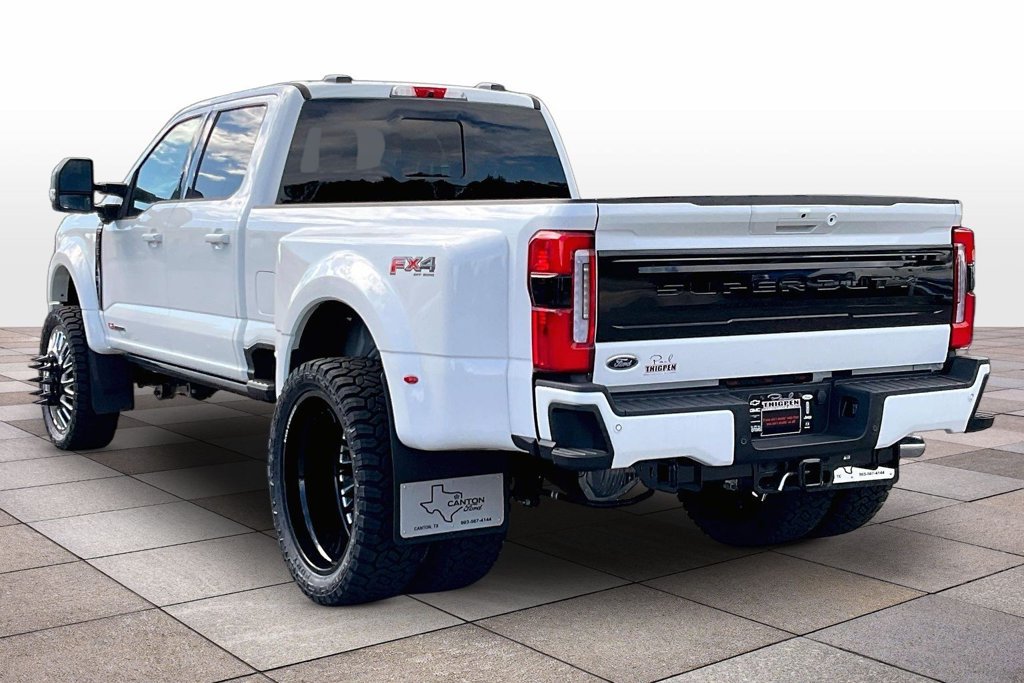 New 2026 Ford F450 Platinum w/ FX4 Off-Road Package AWD/4WD image 3