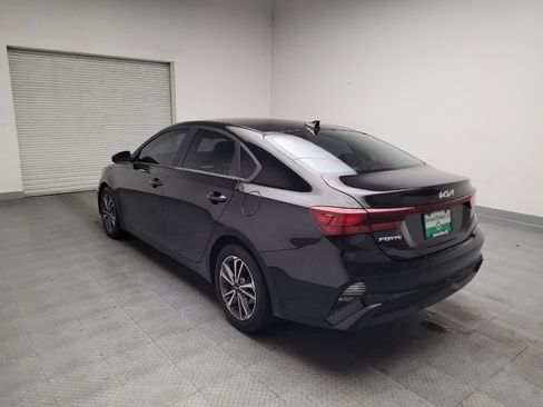 Used 2022 Kia Forte LXS FWD image 5