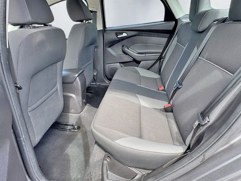 Used 2014 Ford Focus SE FWD image 18