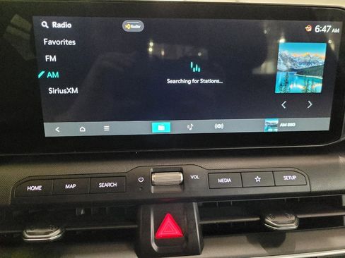 Used 2025 Kia K4 FWD image 25