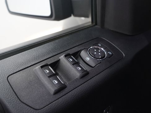 Used 2019 Ford F150 XLT w/ Equipment Group 302A Luxury image 22