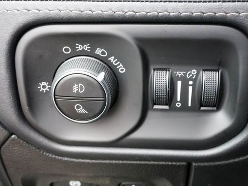New 2026 RAM 1500 Limited AWD/4WD image 34
