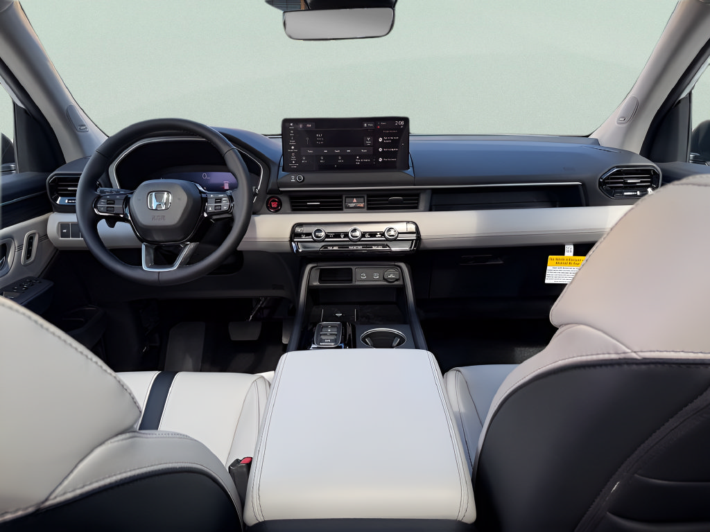New 2026 Honda Pilot Touring image 18