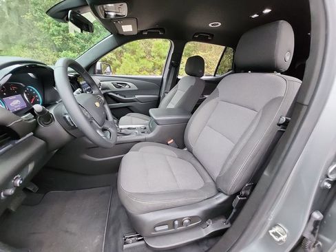 Certified 2023 Chevrolet Traverse LT image 23