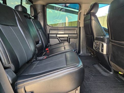 Used 2021 Ford F250 Lariat w/ Lariat Ultimate Package AWD/4WD image 24