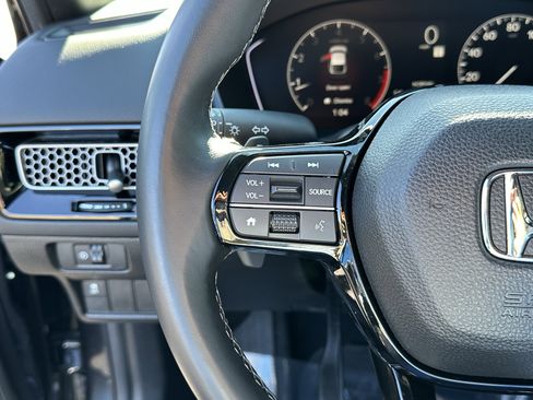 Used 2025 Honda Civic Sport image 23