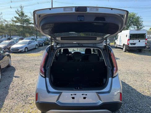 Used 2024 Kia Soul LX w/ Option Group 015 FWD image 26