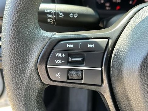 Used 2025 Honda Accord SE image 13