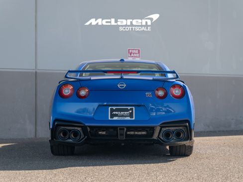 Used 2024 Nissan GT-R w/ Floor Mat Package AWD/4WD image 6
